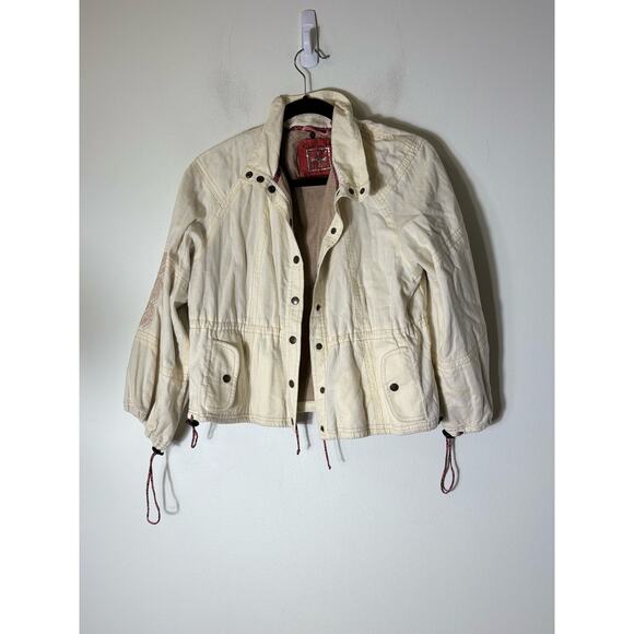 Woman's Bundle of 3 Name Brand Items Sz 4 - Picture 1 of 3